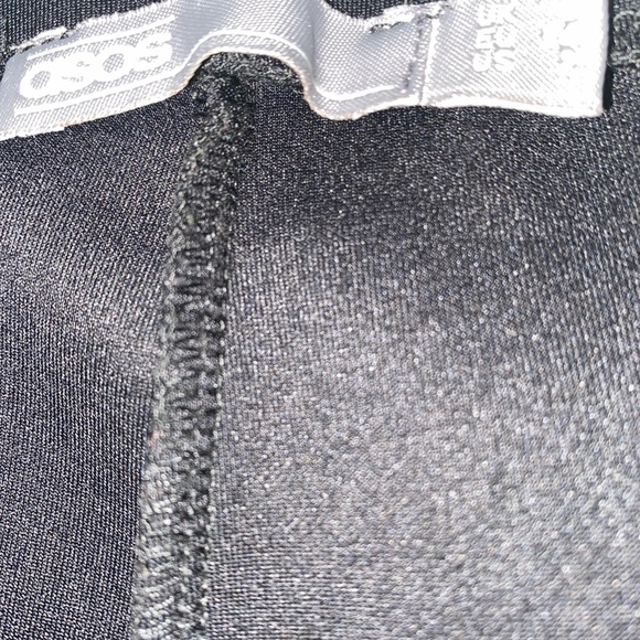 ASOS PULL ON BLACK PENCIL SKIRT WITH BACK SLIT - SIZE 2 - EUC - Picture 4 of 5